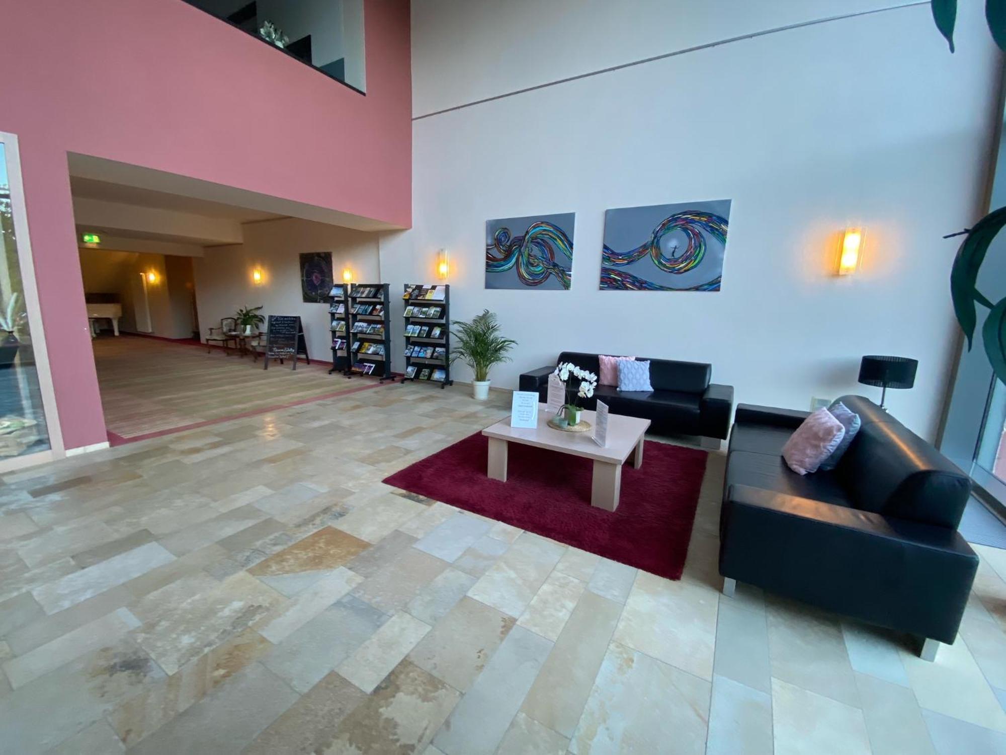 Seehotel Kell am See Bagian luar foto