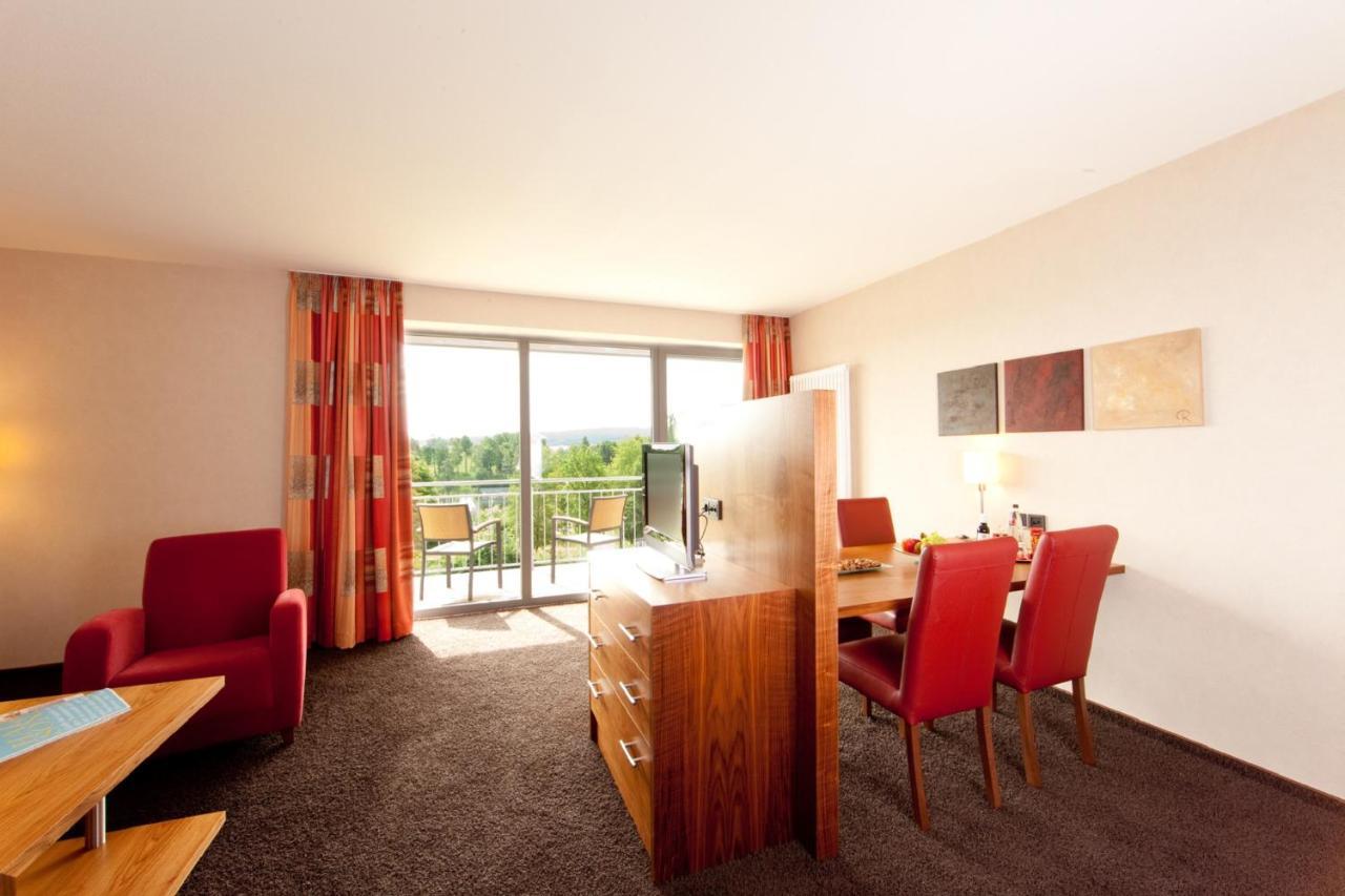Seehotel Kell am See Bagian luar foto